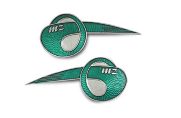 Schriftzug (Plakette aus Aluminium) "MZ" geschwungen klein (Satz zu 2 Stück) RT125/2, RT125/3